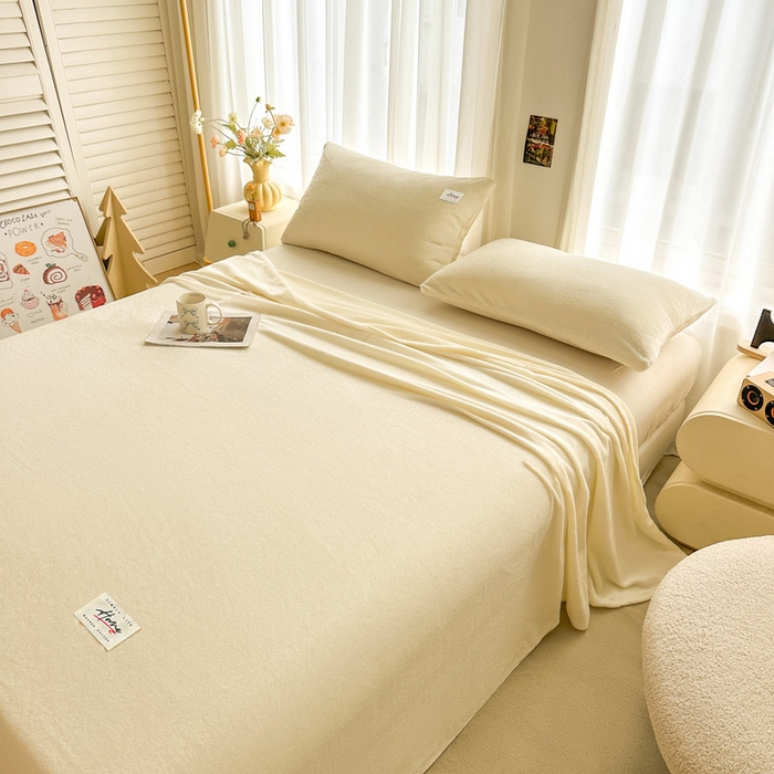 91家纺网 家纺一手货源 找家纺 贝扬思家纺 2025新款牛奶绒纯色单床单-life系列 Life-浅黄