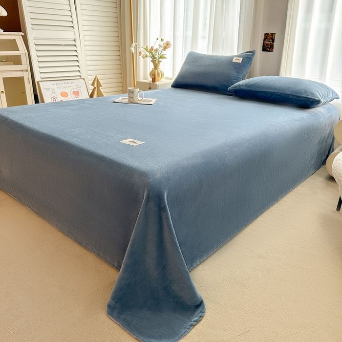 91家纺网 家纺一手货源 找家纺 贝扬思家纺 2025新款牛奶绒纯色单床单-life系列 Life-深蓝
