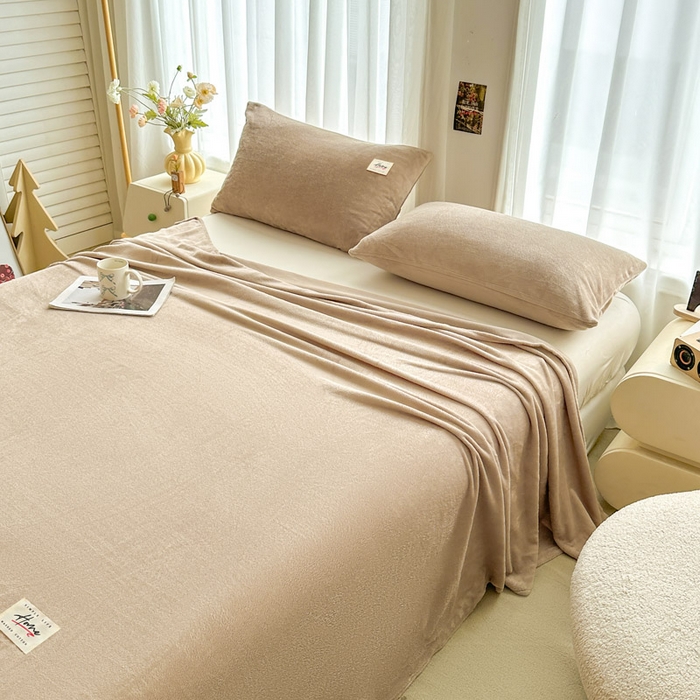 91家纺网 家纺一手货源 找家纺 贝扬思家纺 2025新款牛奶绒纯色单床单-life系列 Life-土咖