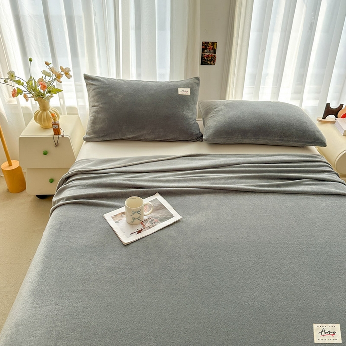 91家纺网 家纺一手货源 找家纺 贝扬思家纺 2025新款牛奶绒纯色单床单-life系列 Life-银灰