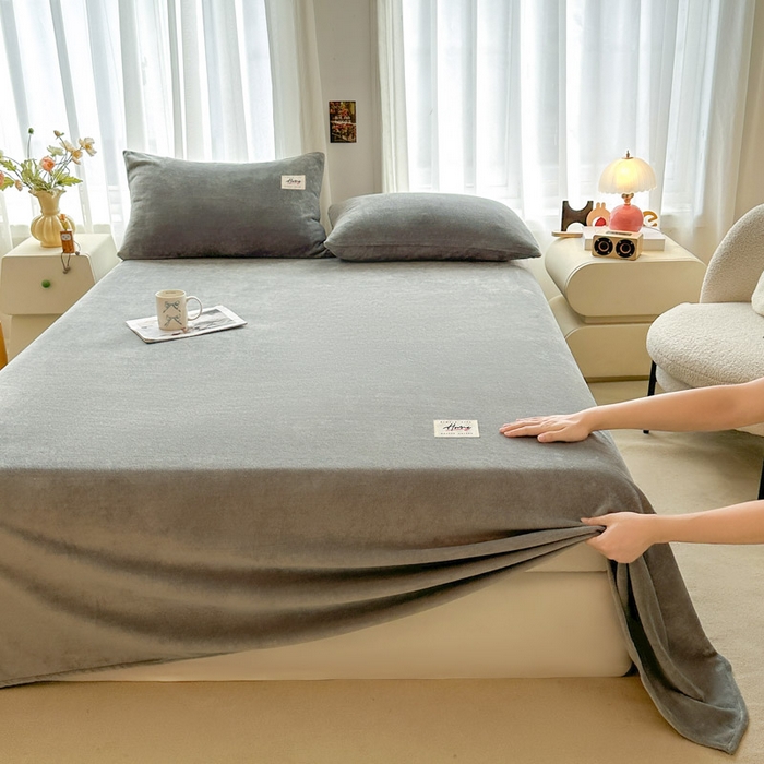 91家纺网 家纺一手货源 找家纺 贝扬思家纺 2025新款牛奶绒纯色单床单-life系列 Life-银灰