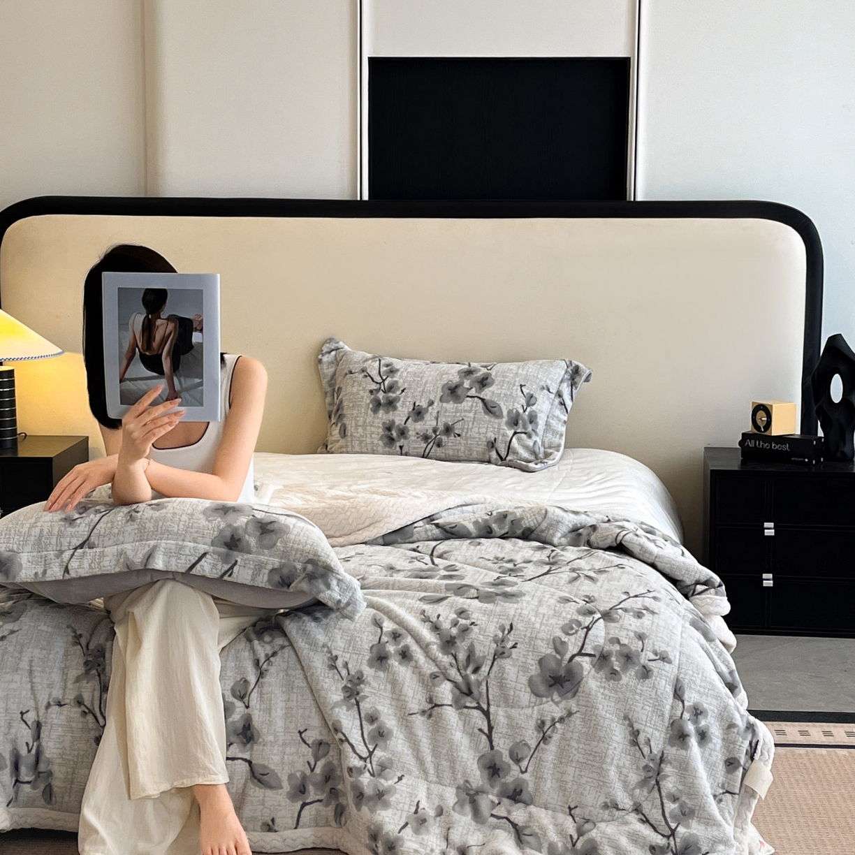 91家纺网 家纺一手货源 找家纺 宜代光年 2025新款牛奶绒立体雕花夹棉多功能毯 琳瑜陌语