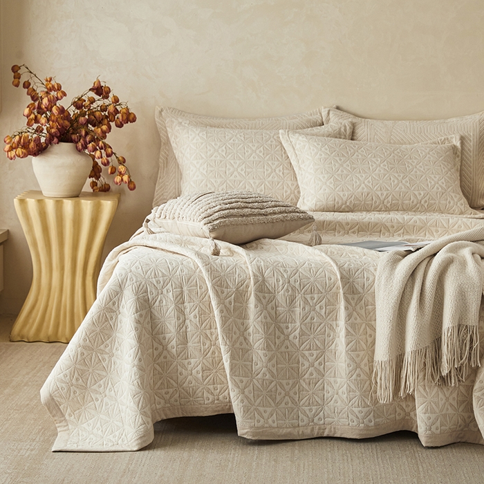 91家纺网 家纺一手货源 找家纺 桂雅居 2025新款棉麻三层纱加厚床盖三件套 （会员减10，最低控价券后298） 米字格