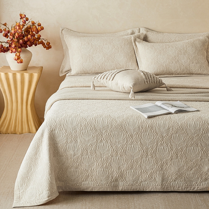 91家纺网 家纺一手货源 找家纺 桂雅居 2025新款棉麻三层纱加厚床盖三件套 （会员减10，最低控价券后298） 如梦