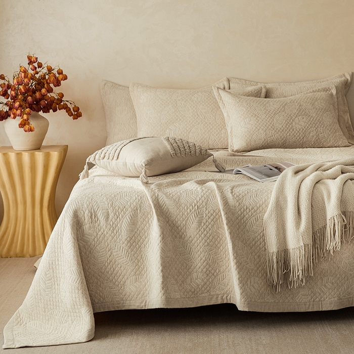 91家纺网 家纺一手货源 找家纺 桂雅居 2025新款棉麻三层纱加厚床盖三件套 （会员减10，最低控价券后298） 叶之峰