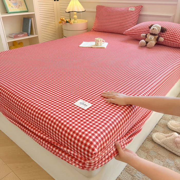 91家纺网 家纺一手货源 找家纺 贝扬思家纺 2025新款牛奶绒纯色单床笠-home系列 Home-红格