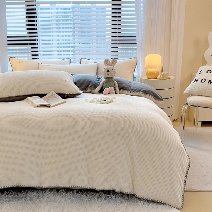 91家纺网 家纺一手货源 找家纺 宜代光年 2025新款立体华夫格贝壳针系列四件套 华夫格-白