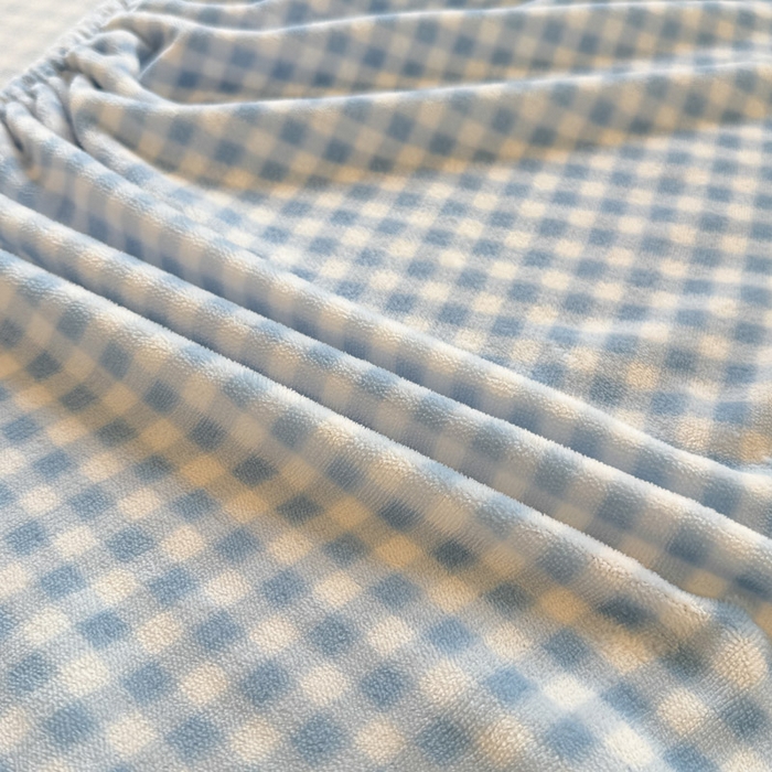 91家纺网 家纺一手货源 找家纺 贝扬思家纺 2025新款牛奶绒纯色单床笠-home系列 Home-蓝格