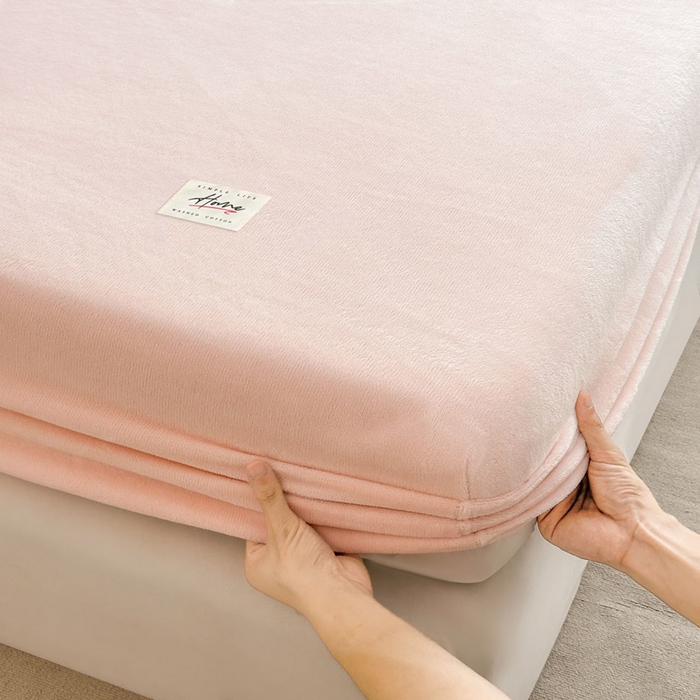91家纺网 家纺一手货源 找家纺 贝扬思家纺 2025新款牛奶绒纯色单床笠-home系列 Home-浅粉