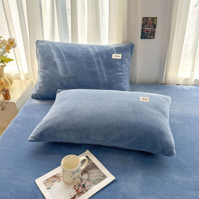 91家纺网 家纺一手货源 找家纺 贝扬思家纺 2025新款牛奶绒纯色单床笠-home系列 Home-深蓝