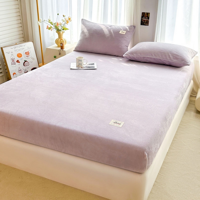 91家纺网 家纺一手货源 找家纺 贝扬思家纺 2025新款牛奶绒纯色单床笠-home系列 Home-香芋紫