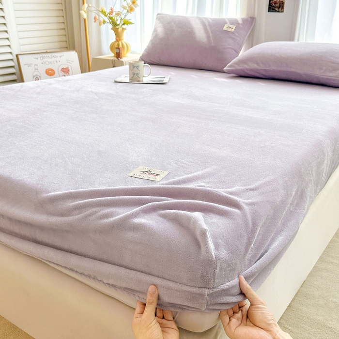 91家纺网 家纺一手货源 找家纺 贝扬思家纺 2025新款牛奶绒纯色单床笠-home系列 Home-香芋紫