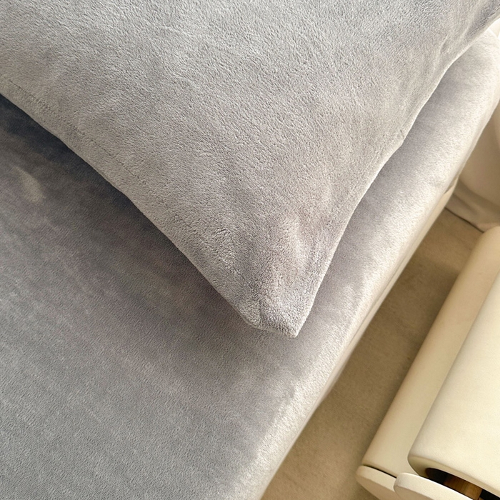91家纺网 家纺一手货源 找家纺 贝扬思家纺 2025新款牛奶绒纯色单床笠-home系列 Home-银灰