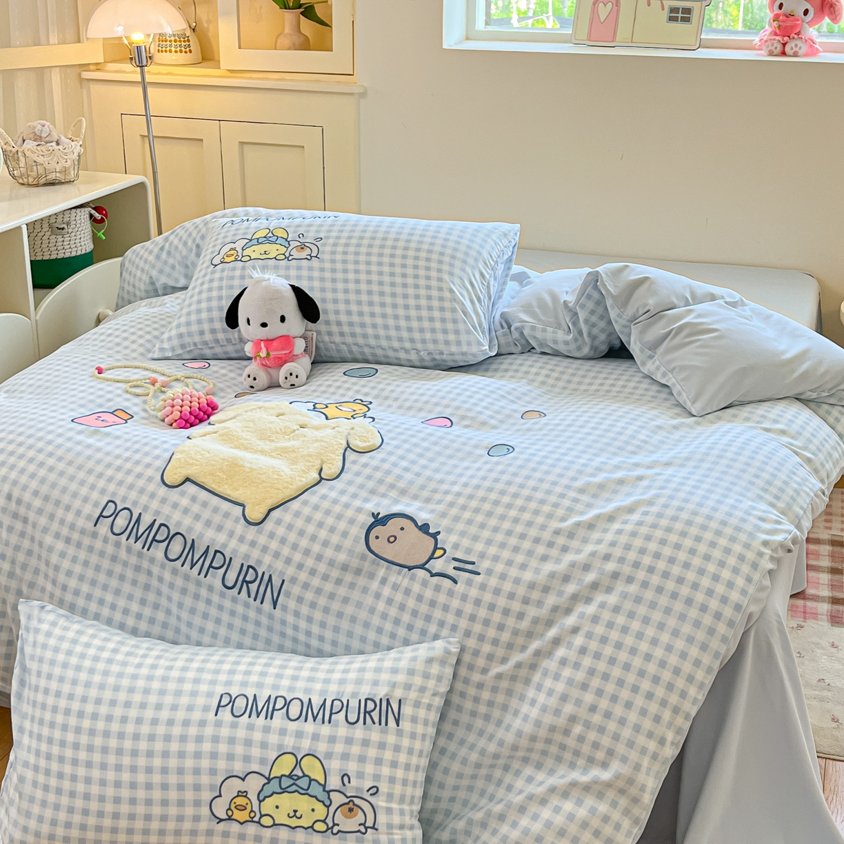 91家纺网 家纺一手货源 找家纺 金爱家 2025新款A类三丽鸥正版授权云柔水洗棉兔毛贴布绣刺绣软糯系列四件套 云柔水洗棉-贴布绣萌萌布丁狗