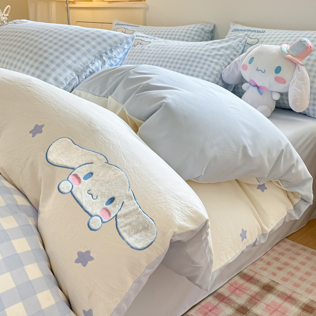 91家纺网 家纺一手货源 找家纺 金爱家 2025新款A类三丽鸥正版授权云柔水洗棉兔毛贴布绣刺绣软糯系列四件套 云柔水洗棉-贴布绣你好大耳狗