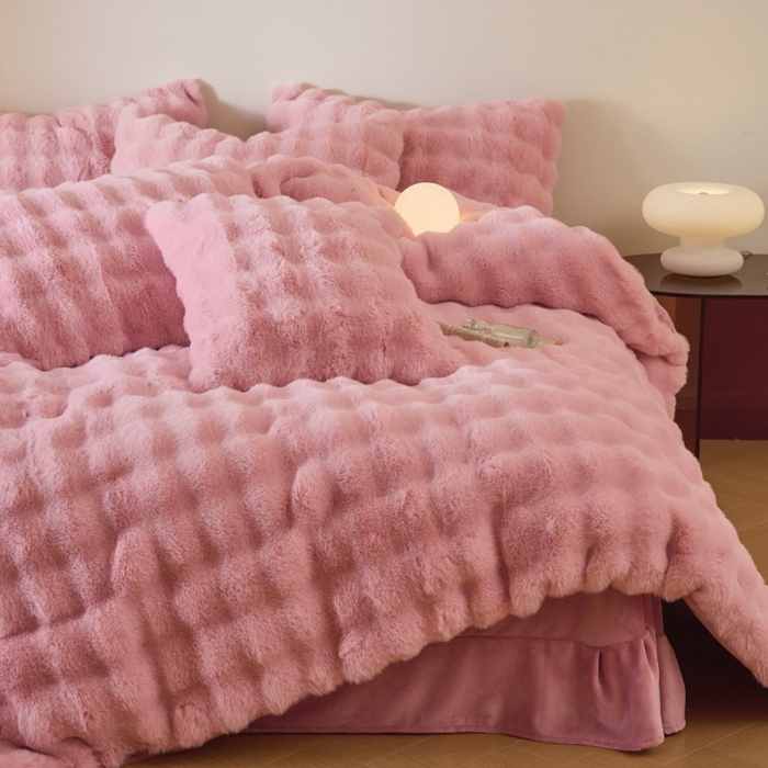 91家纺网 家纺一手货源 找家纺 （总）玖琳家纺 2025新款托斯卡纳特价兔兔绒兔毛绒四件套