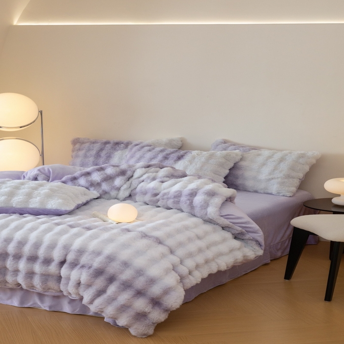 91家纺网 家纺一手货源 找家纺 玖琳家纺 2025新款托斯卡纳特价兔兔绒兔毛绒四件套 七彩 紫