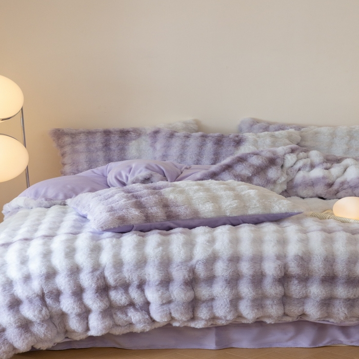 91家纺网 家纺一手货源 找家纺 玖琳家纺 2025新款托斯卡纳特价兔兔绒兔毛绒四件套 七彩 紫