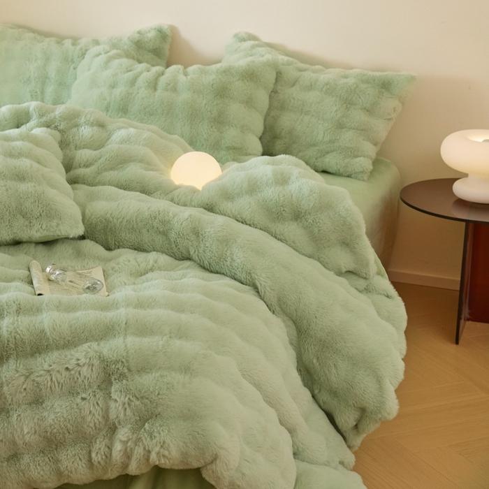 91家纺网 家纺一手货源 找家纺 玖琳家纺 2025新款托斯卡纳特价兔兔绒兔毛绒四件套 水果 绿