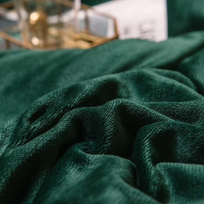 91家纺网 家纺一手货源 找家纺 宜代光年 2025新款加厚保暖纯色牛奶绒黑金四件套系列 玛瑙绿