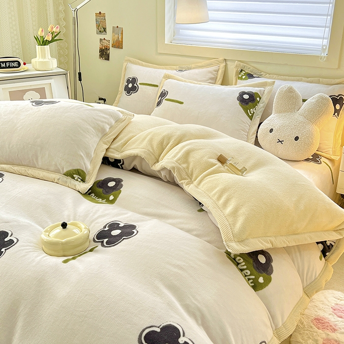 91家纺网 家纺一手货源 找家纺 宜代光年 2025新款雕花印花暖羊绒系列四件套 暖羊绒-五叶花