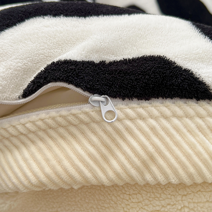 91家纺网 家纺一手货源 找家纺 宜代光年 2025新款雕花印花暖羊绒系列四件套 暖羊绒-斑马