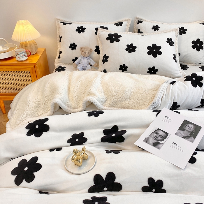 91家纺网 家纺一手货源 找家纺 宜代光年 2025新款雕花印花暖羊绒系列四件套 暖羊绒-小香风