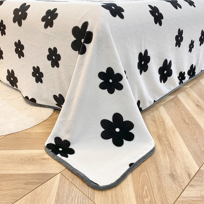 91家纺网 家纺一手货源 找家纺 宜代光年 2025新款雕花印花暖羊绒系列四件套 暖羊绒-小香风