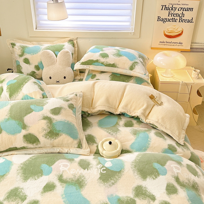 91家纺网 家纺一手货源 找家纺 宜代光年 2025新款雕花印花暖羊绒系列四件套 暖羊绒-浪漫的爱