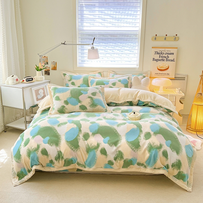 91家纺网 家纺一手货源 找家纺 宜代光年 2025新款雕花印花暖羊绒系列四件套 暖羊绒-浪漫的爱