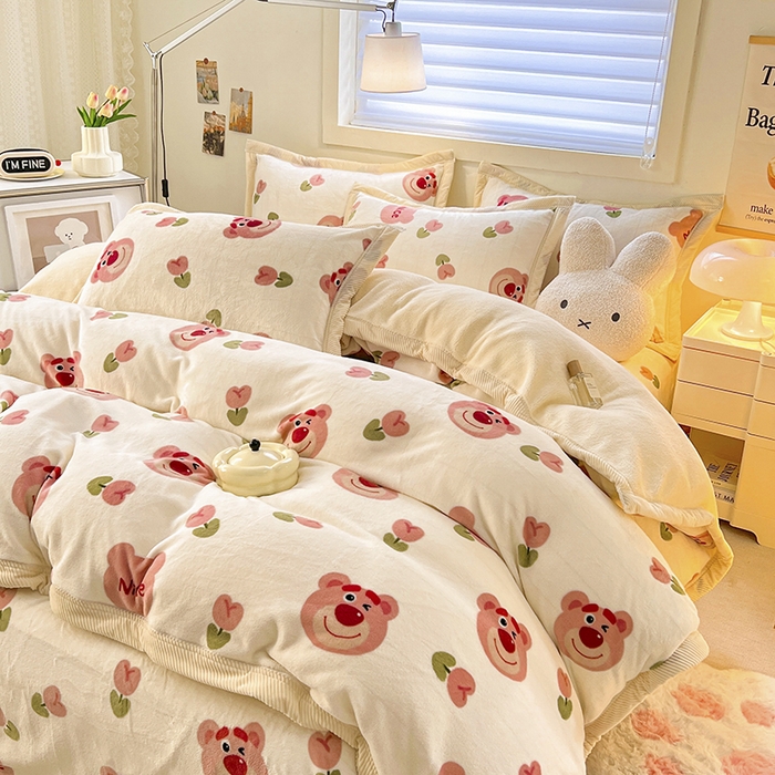 91家纺网 家纺一手货源 找家纺 宜代光年 2025新款雕花印花暖羊绒系列四件套 暖羊绒-花朵熊