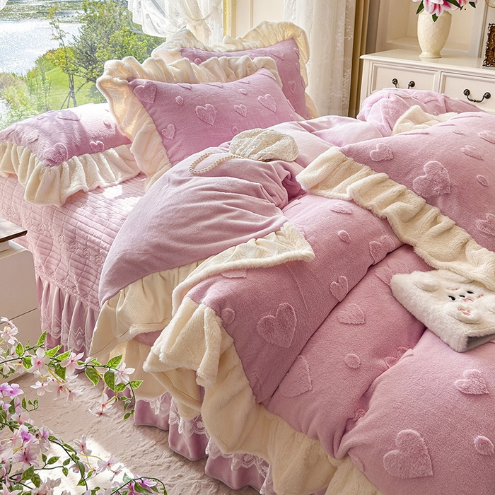 91家纺网 家纺一手货源 找家纺 （总）宜凡家纺 2025新款兔绒提花牛奶绒夹棉床盖四件套