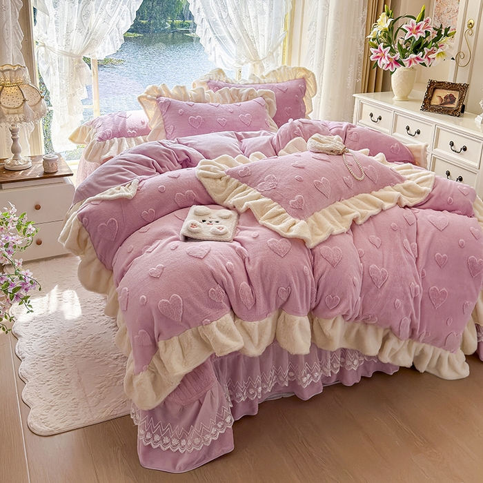 91家纺网 家纺一手货源 找家纺 （总）宜凡家纺 2025新款兔绒提花牛奶绒夹棉床盖四件套