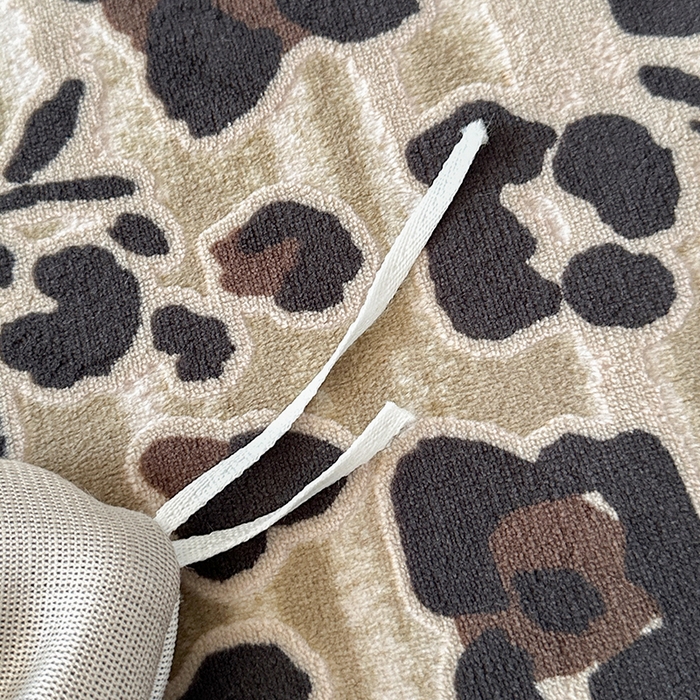 91家纺网 家纺一手货源 找家纺 （总）柏薇 2025新款兔毛宽包边立体雕花牛奶绒四件套