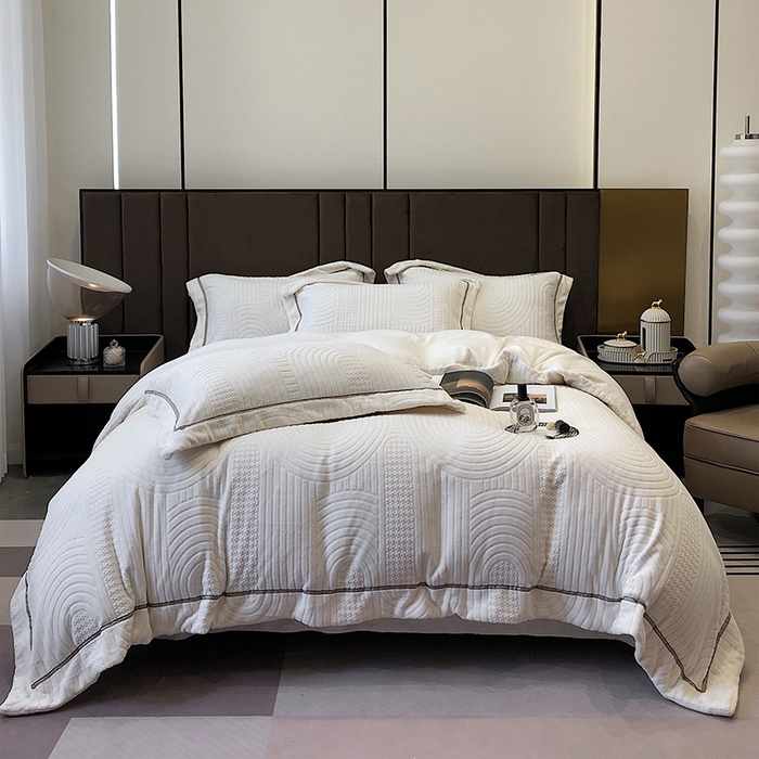 （总）宜代光年 2025新款德绒260克牛奶绒织带系列四件套