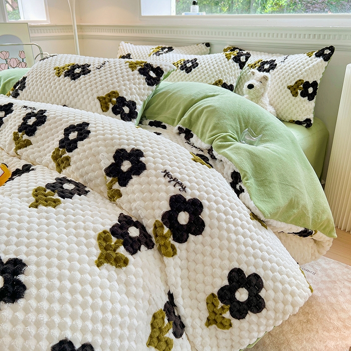 91家纺网 家纺一手货源 找家纺 （总）宜代光年 2025新款大豆绒提花系列四件套（提供买家秀）-印花款