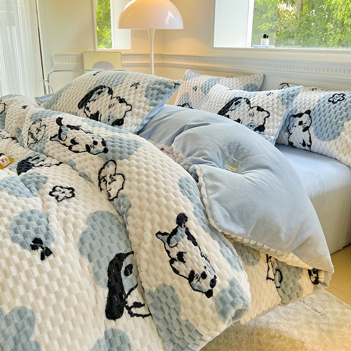 91家纺网 家纺一手货源 找家纺 （总）宜代光年 2025新款大豆绒提花系列四件套（提供买家秀）-印花款