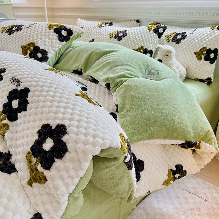 91家纺网 家纺一手货源 找家纺 宜代光年 2025新款大豆绒提花系列四件套（提供买家秀）-印花款 大豆绒-花园