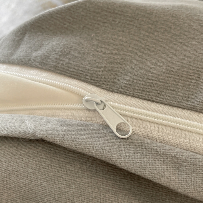 91家纺网 家纺一手货源 找家纺 仔仔熊 2025新款磨毛四件套系列 雅灰格纹