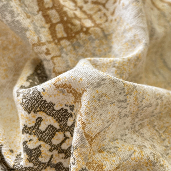 91家纺网 家纺一手货源 找家纺 仔仔熊 2025新款磨毛四件套系列 暖黄格纹