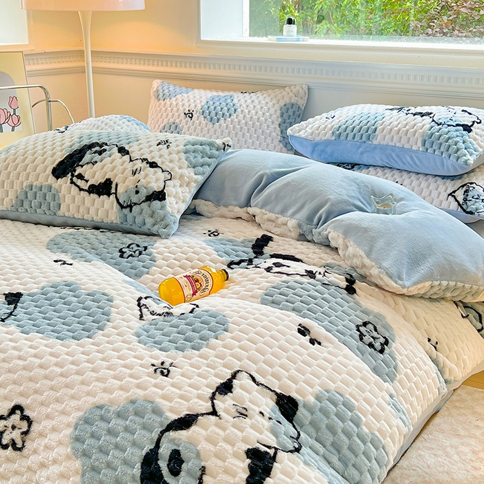 91家纺网 家纺一手货源 找家纺 宜代光年 2025新款大豆绒提花系列四件套（提供买家秀）-印花款 大豆绒-可爱猫