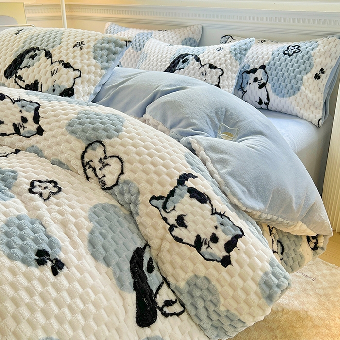 91家纺网 家纺一手货源 找家纺 宜代光年 2025新款大豆绒提花系列四件套（提供买家秀）-印花款 大豆绒-可爱猫