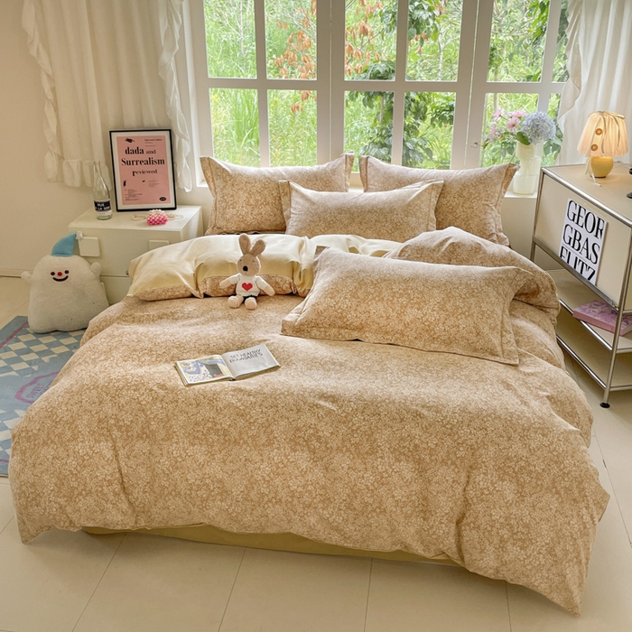 91家纺网 家纺一手货源 找家纺 仔仔熊 2025新款磨毛四件套系列 晨光蜜蕊