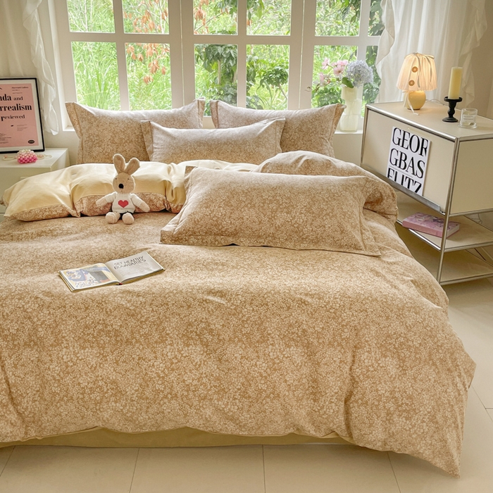 91家纺网 家纺一手货源 找家纺 仔仔熊 2025新款磨毛四件套系列 晨光蜜蕊