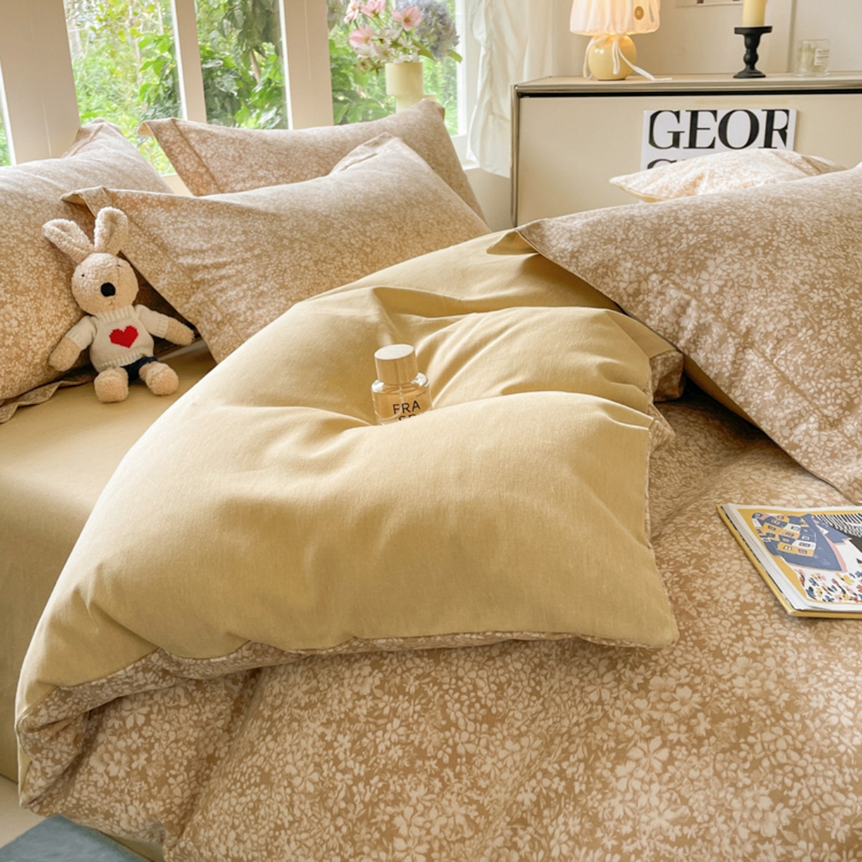 91家纺网 家纺一手货源 找家纺 仔仔熊 2025新款磨毛四件套系列 晨光蜜蕊