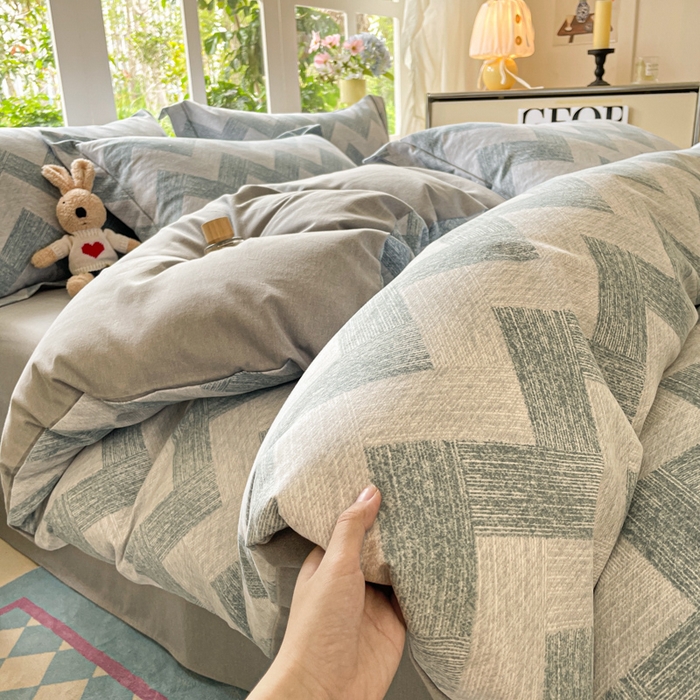 91家纺网 家纺一手货源 找家纺 仔仔熊 2025新款磨毛四件套系列 几何絮语