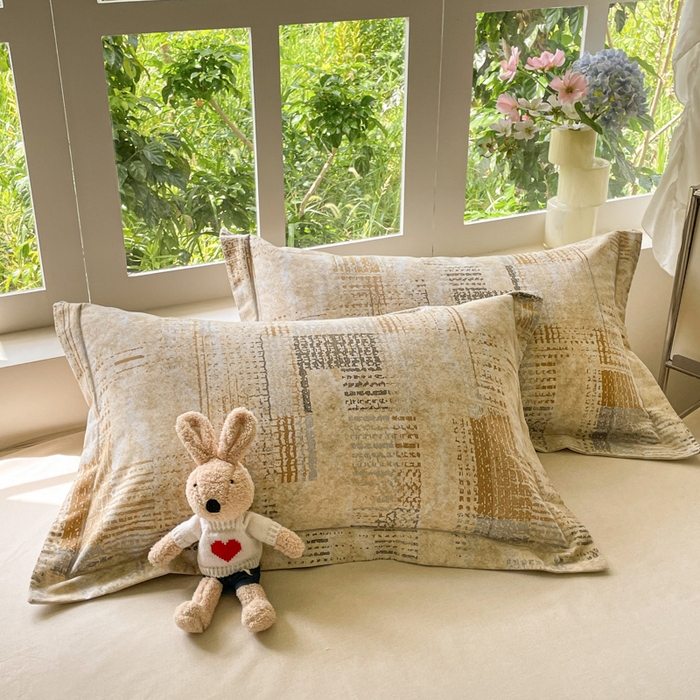 91家纺网 家纺一手货源 找家纺 仔仔熊 2025新款磨毛四件套系列 暖黄格纹