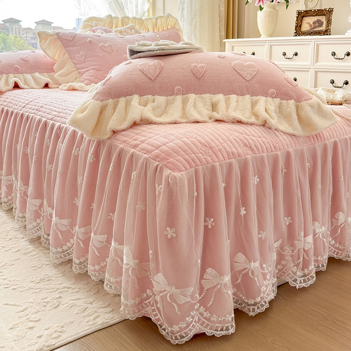 91家纺网 家纺一手货源 找家纺 （总）宜凡家纺 2025新款兔绒提花牛奶绒夹棉床裙四件套