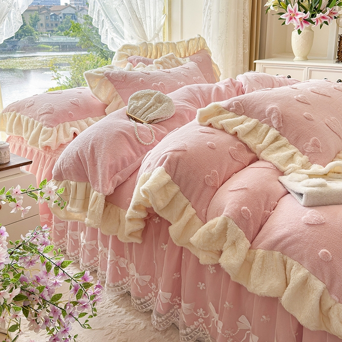 91家纺网 家纺一手货源 找家纺 （总）宜凡家纺 2025新款兔绒提花牛奶绒夹棉床裙四件套