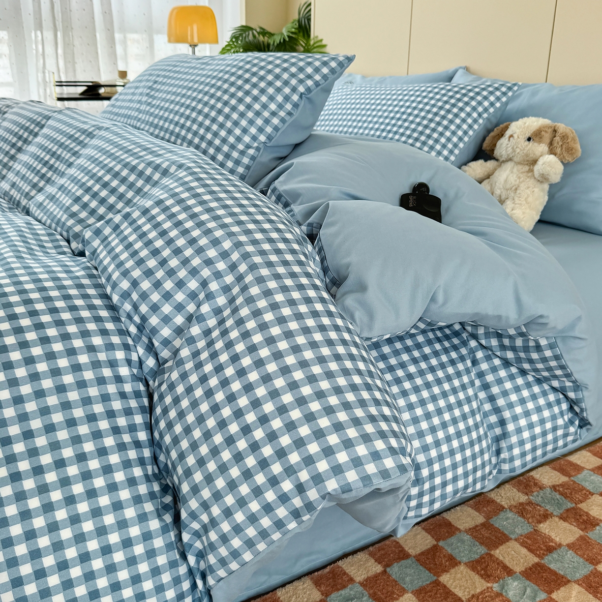 91家纺网 家纺一手货源 找家纺 十一家居 2025年秋冬新款A类亲肤云朵水洗棉无印风四件套-叙境系列 蓝小格+海青蓝